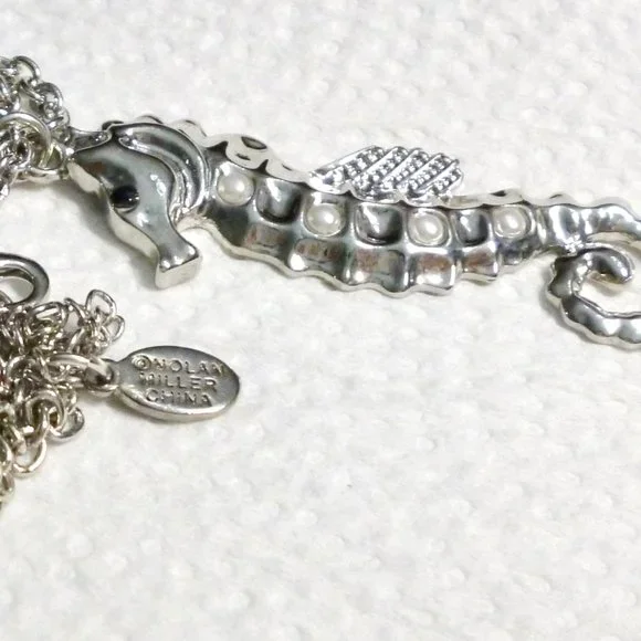 Nolan Miller Seahorse Necklace Faux Pearl Silver Tone 16"-18" NWOT 17926 - Picture 2 of 3
